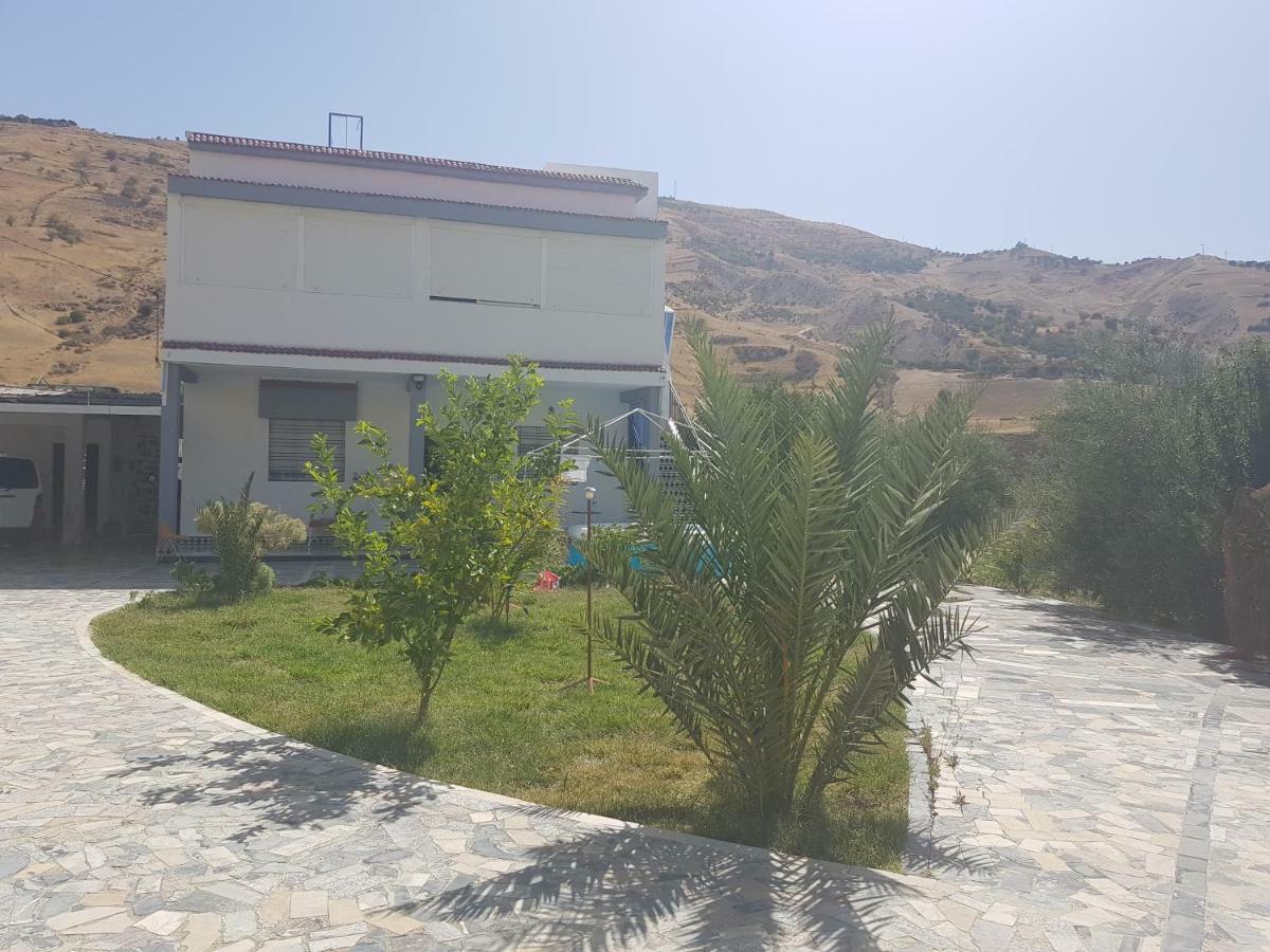 BELLE MAISON AU COEUR DES MONTAGNES DE TAZA à moins de 10 minutes de l'AGORA PARK Vila Exterior foto